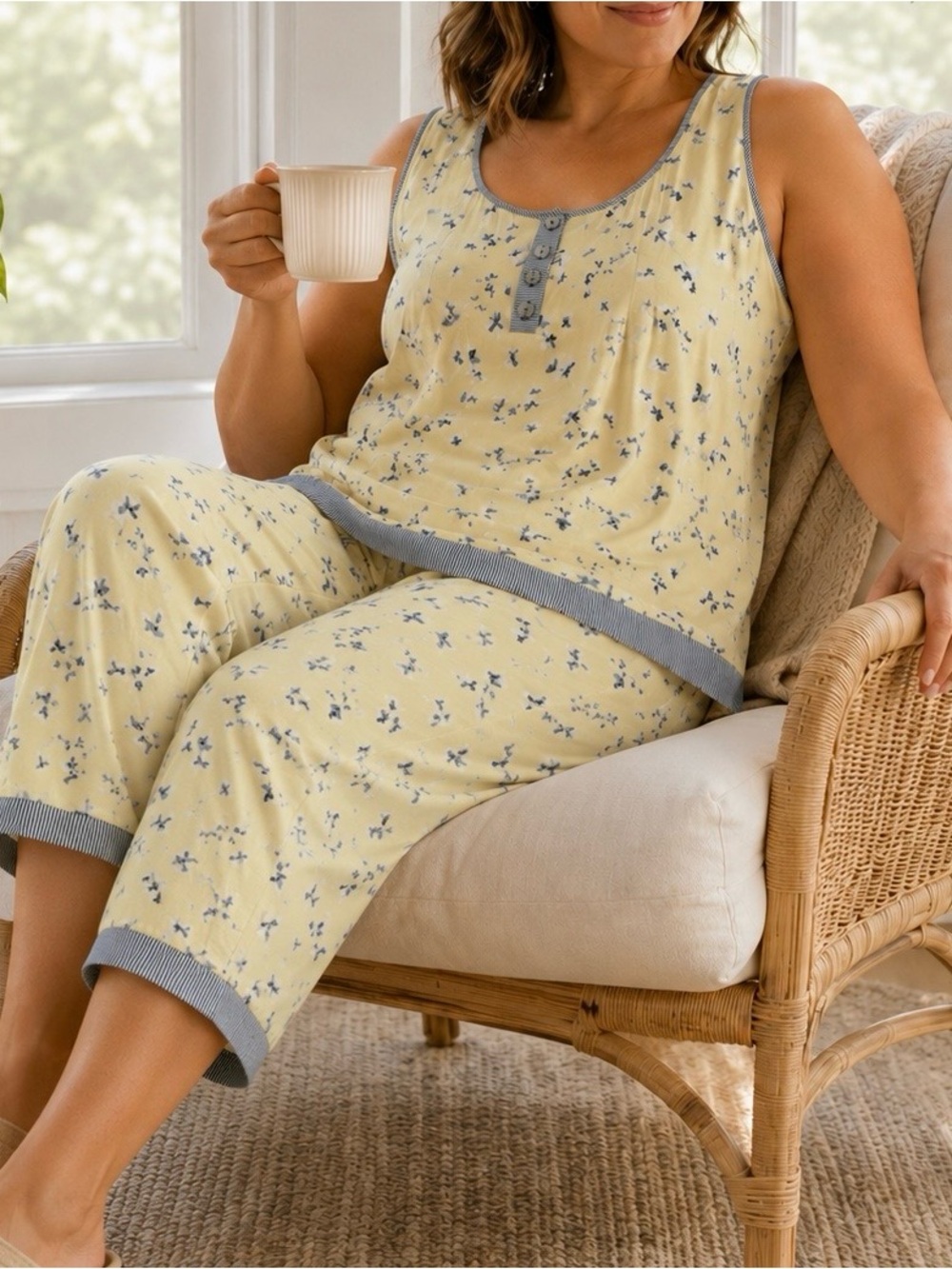 Ellen Tracy Floral Tank Capri Pajama Set Large Yellow